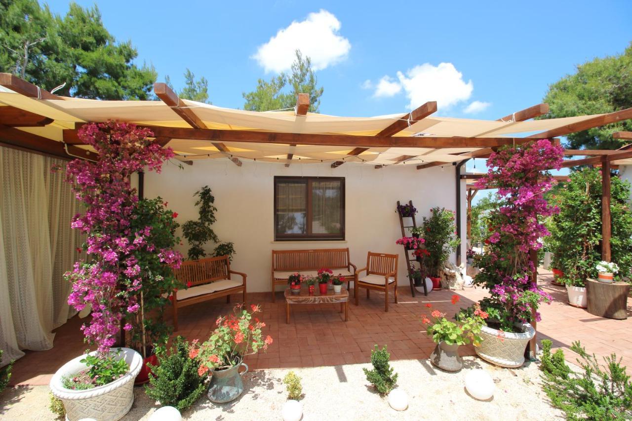 Agriturismo Essentia Dimora Rurale Larino Luaran gambar